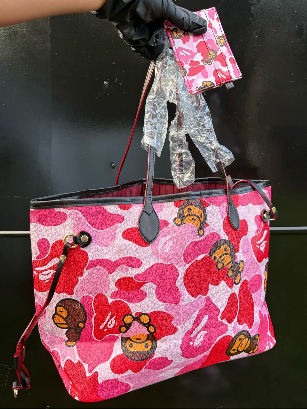 Bape Pink Camo Ape Head Tote with Matching Wallet - Picture 3 of 3